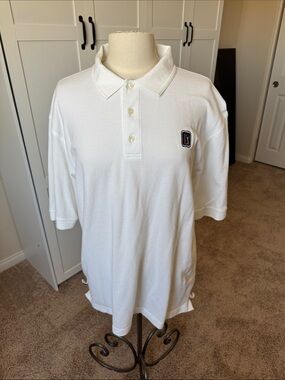 Chase Authentics Men's White Short-Sleeve Button Polo with Patch